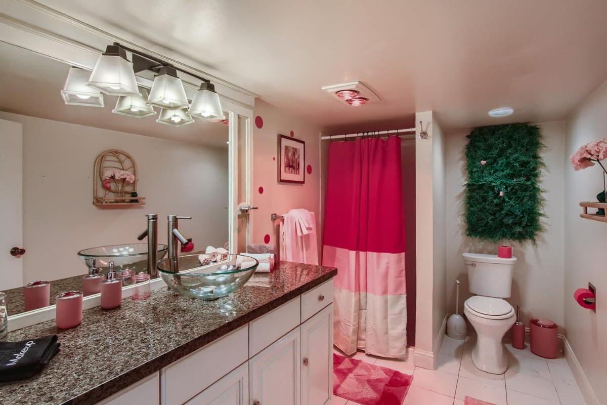 Barbie'S Dream Apt In The City Sacramento Exterior foto